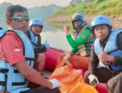 ” Luar Biasa” Tim SAR Gabungan Berhasil Temukan jasad Bilal Usia 7 Tahun Yang Tenggelam Di Sungai Citarum