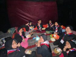 Orang Tua Murid Bersama Pengurus Komite Sekolah SDN Tridayasakti 04 Laksanakan Giat Persami Jumat Sabtu Di Bumi Perkemahan Cibubur 