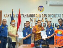 Resmi Terima Pas Kecil dan 10 Life Jacket, Pengusaha Speed Boat Apresiasi KSOP Kelas 1 Palembang