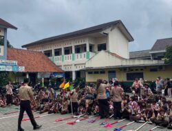 Siswa Kelas 1 Hingga Kelas 3 SDN Mekarsari 04 Ikuti Giat Persari Gerakan Pramuka