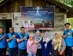 PLN Bengkulu Nyalakan Harapan 473 Warga Lebong, Rumah Kayu di Pelosok Kini Terang Benderang