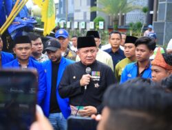 Gubernur Herman Deru Temui Massa PMII, Tegaskan Komitmen Transparansi Anggaran dan Perbaikan Infrastruktur