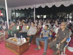 Komite Sekolah SDN Tridayasakti 04 Bersama Bhabinkamtibmas dan Babinsa Hadiri Giat Kelulusan Dan Pelepasan Siswa