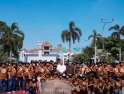 Wabup Karawang Lepas Keberangkatan Insan Pers yang Mengikuti Kegiatan Jambore Jurnalis di Lembang, Bandung