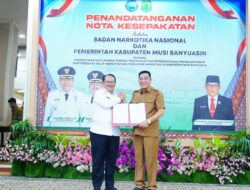 H M Toha Tohet SH – Kyai Abdur Rohman Husen Perkuat Benteng Antinarkoba di Muba