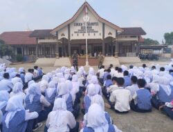 TNI-Polri Berikan Pembekalan Karakter kepada Peserta Didik Baru MPLS SMAN 1 Ciampel